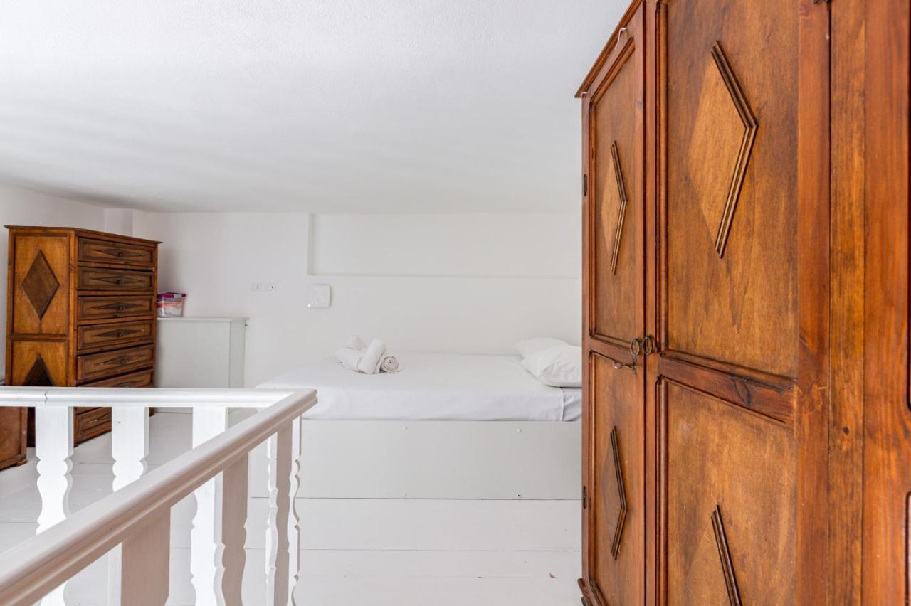 New! Studio Apt 700M From Corso Lodi! Мілан Екстер'єр фото